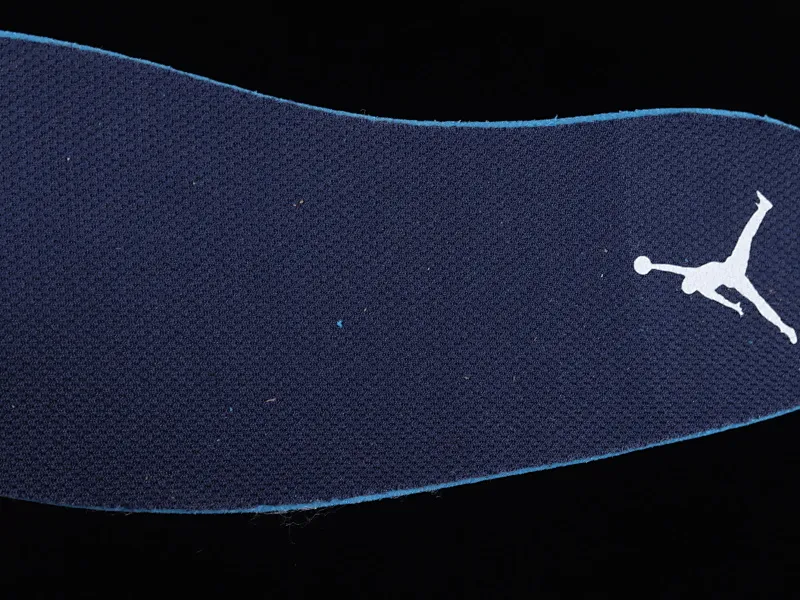 All categories Air Jordan Jordan series basketball shoes Air Jordan 1 Mid Air Jordan 1 Mid SE AJ1 Joe 1 navy blue and green color matching Zhongbang basketball shoes DZ5326-300